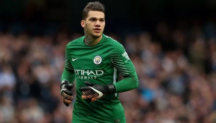  曼城埃德森长传助攻创神迹  