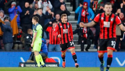  特里皮尔精准任意球绝杀伯恩茅斯  