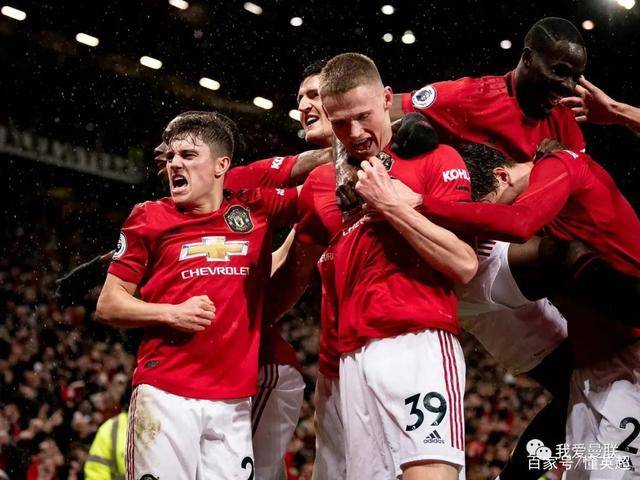  曼联争议红牌葬送德比胜利  