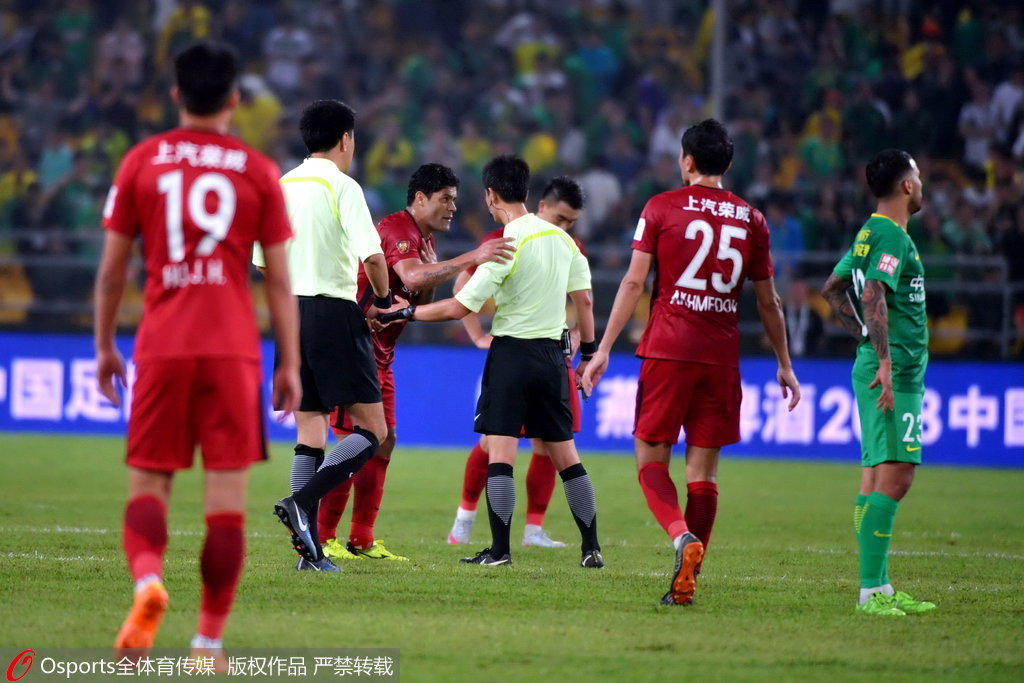  摩纳哥队长红牌停赛无缘生死战  