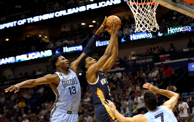  锡安暴扣制胜鹈鹕加时险胜公牛止住连败颓势